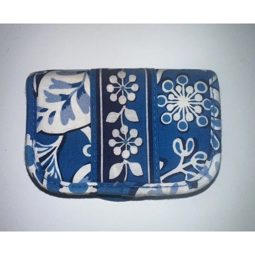 Vera Bradley Blue Lagoon Print Card Holder Retired Coastal Beach Vibes Excellent